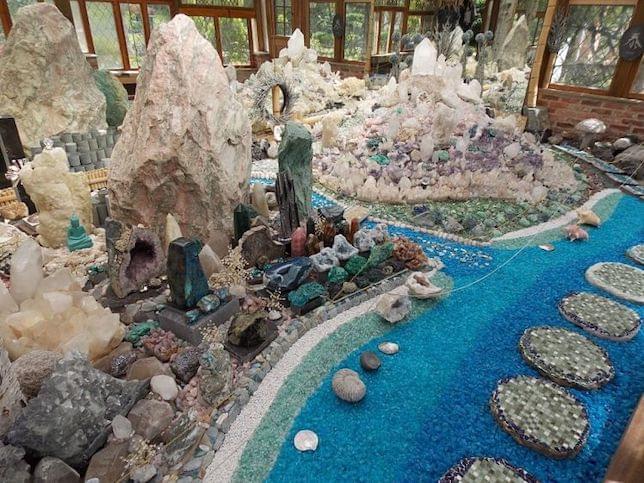A Japanese garden made of crystals